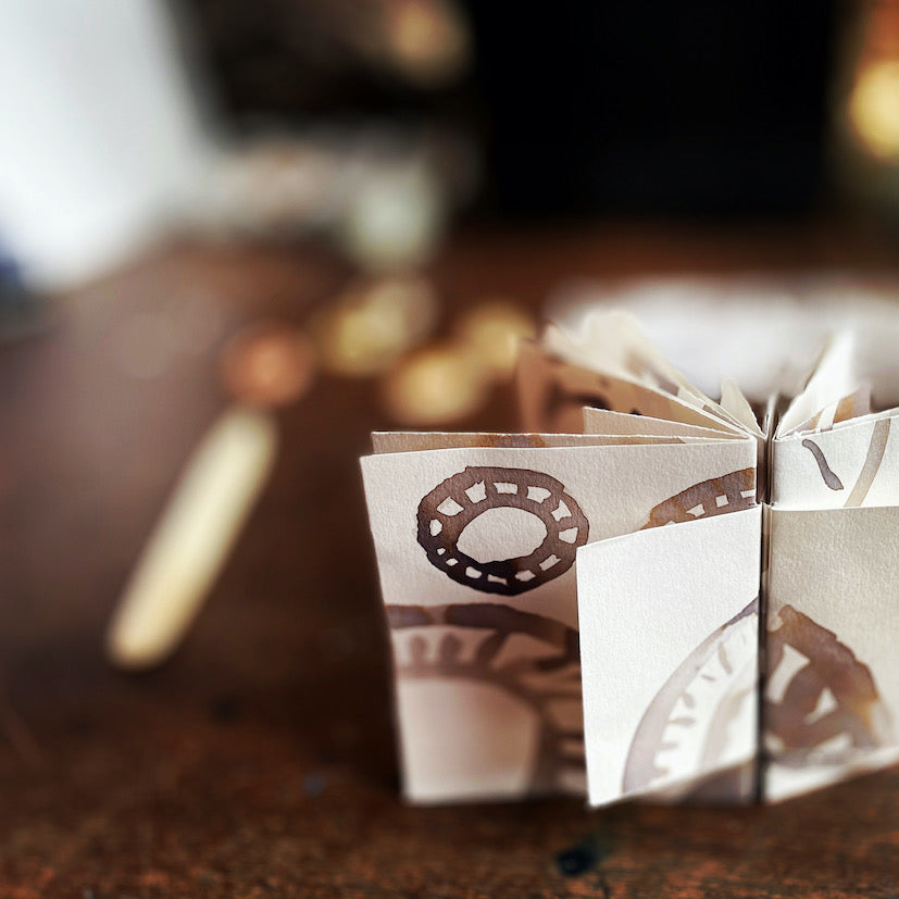 GATHERING A workshop with Rachel Hazell