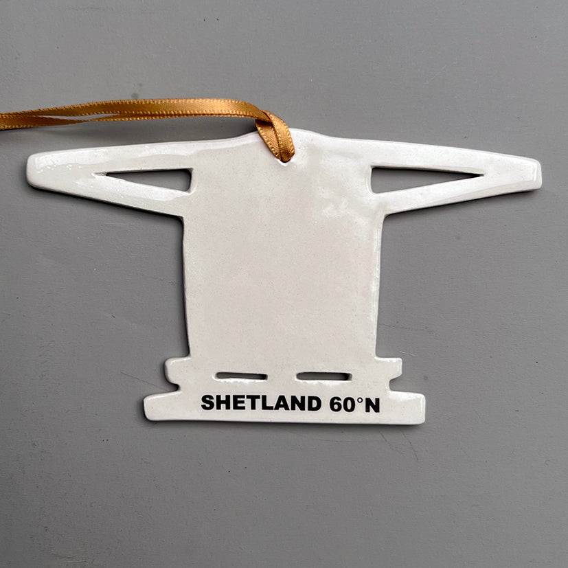 Ceramic jumper decoration