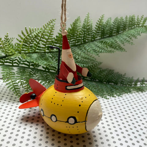 Submarine Santa