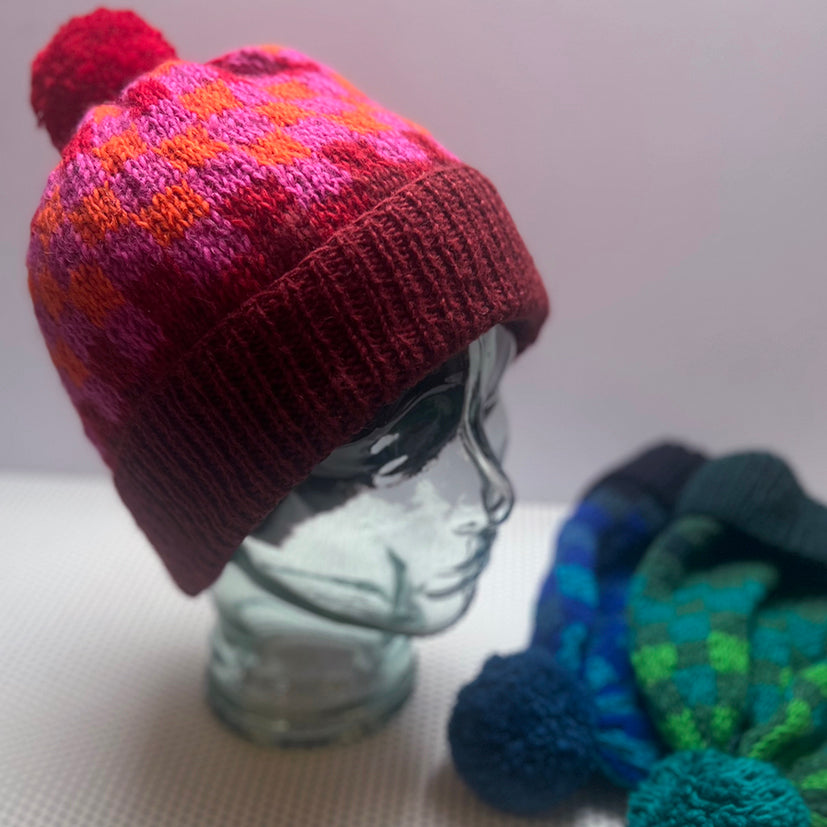 Peerie Shop checked wool hat