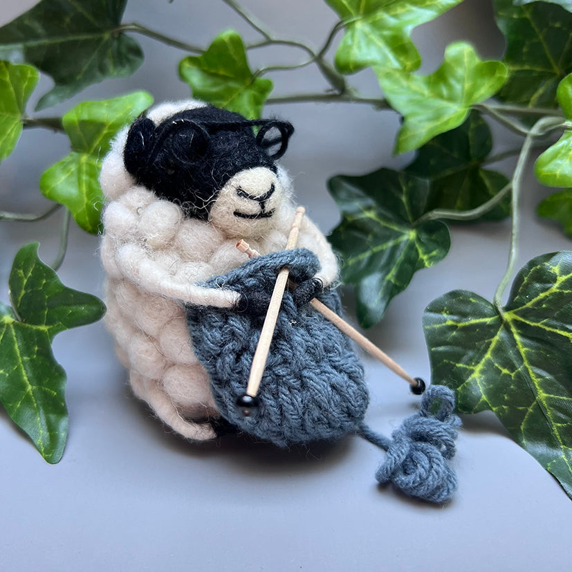 Knitting Sheep